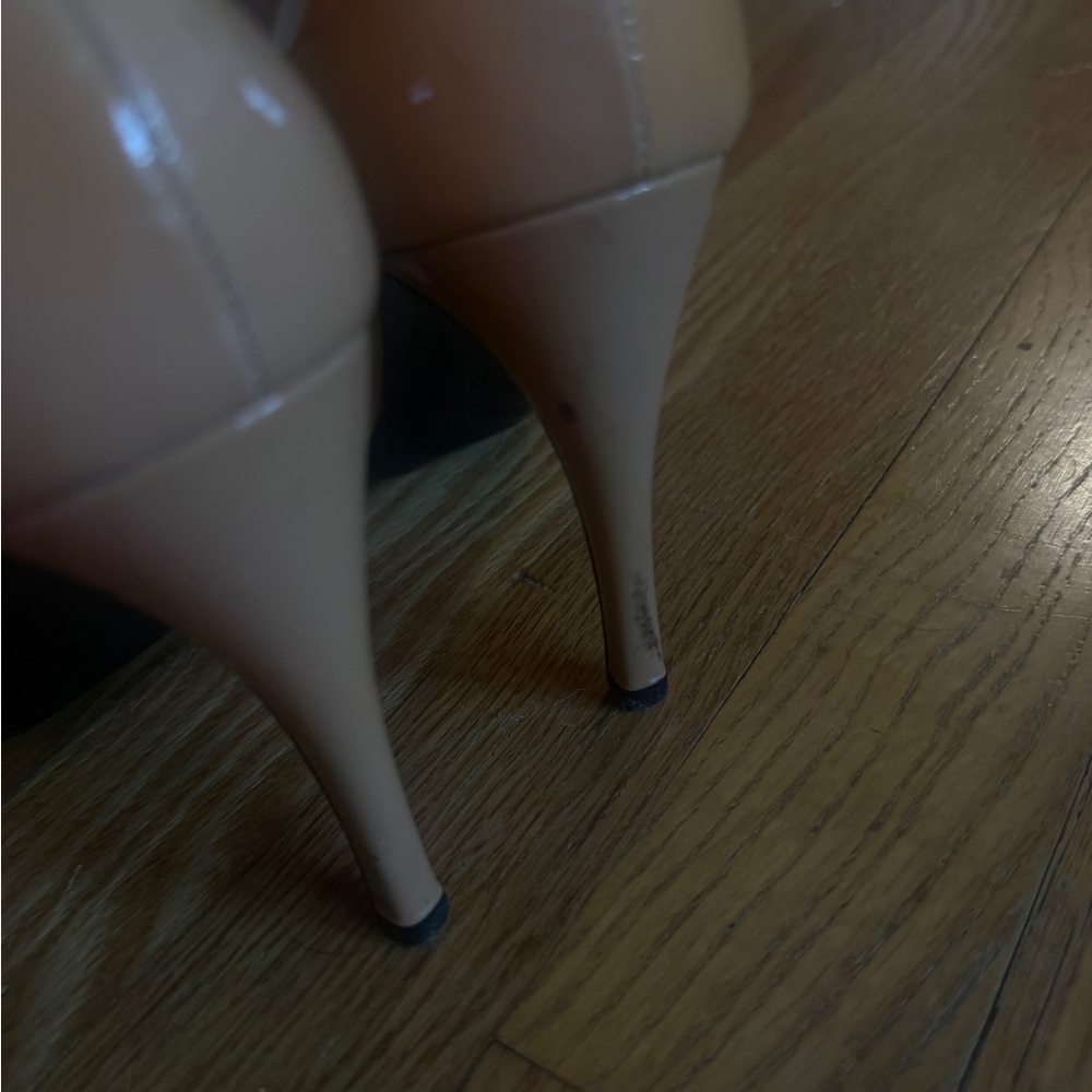 Prada Beige Patent Leather Open-Toe Slingback Pumps with Black Trim - Picture 5 of 6